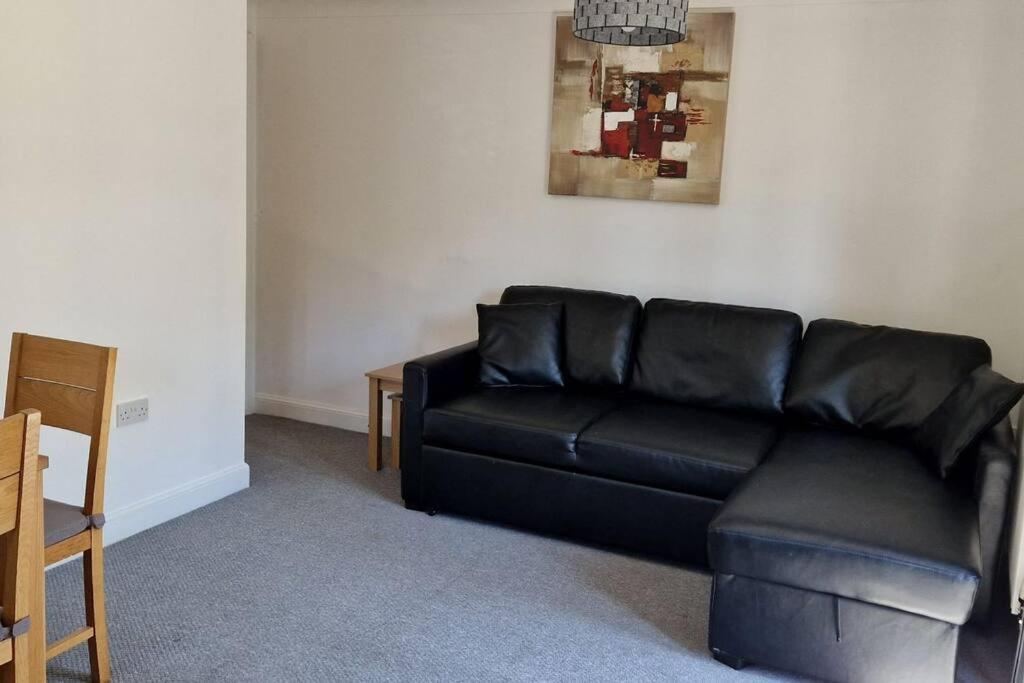 Greenhithe Cosy Apartment, Netflix And Sport Channels Екстер'єр фото