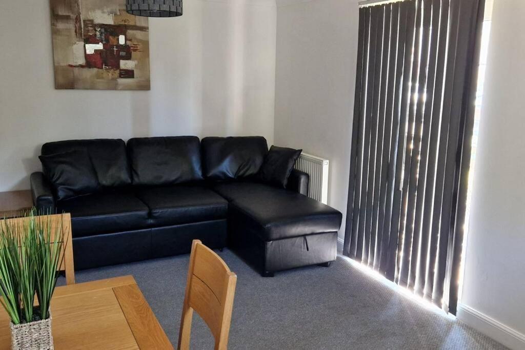 Greenhithe Cosy Apartment, Netflix And Sport Channels Екстер'єр фото