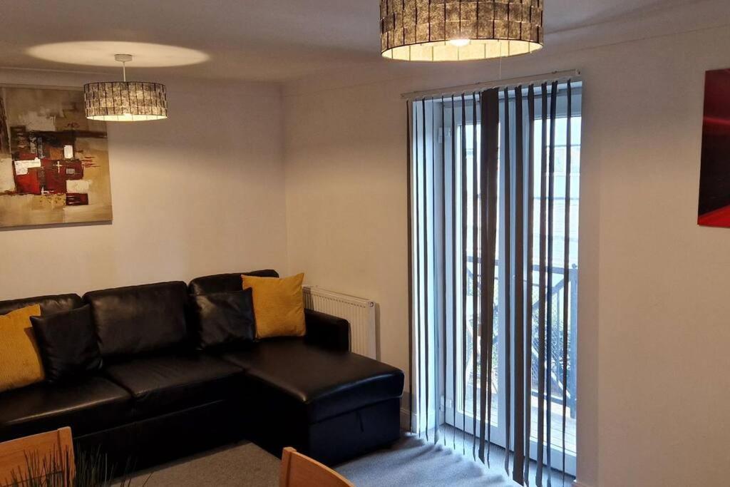 Greenhithe Cosy Apartment, Netflix And Sport Channels Екстер'єр фото